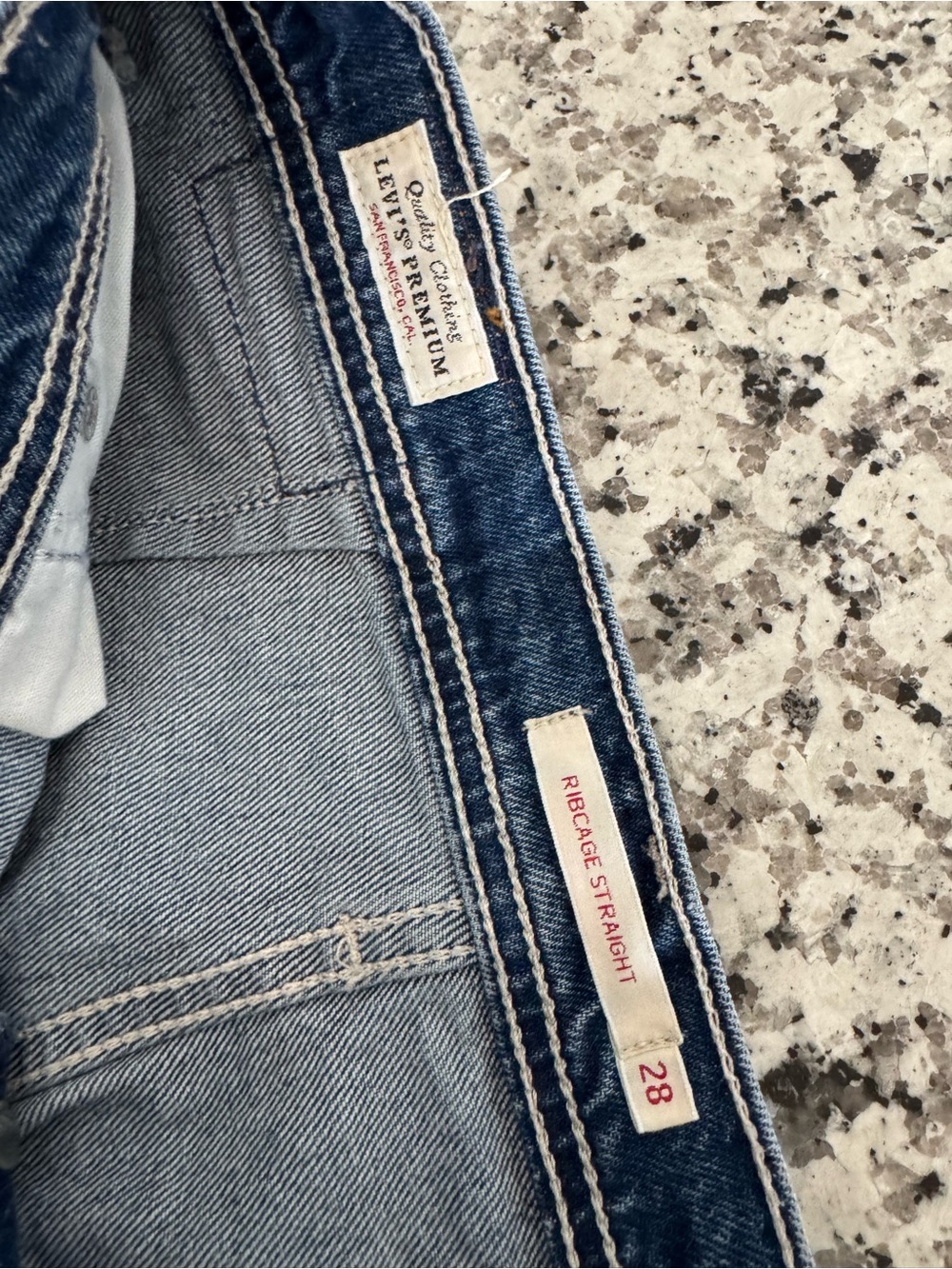 Levi's Ribcage Straight Belt Loop Big E Size 28x27 Button Fly Retro Grunge - Picture 7 of 15